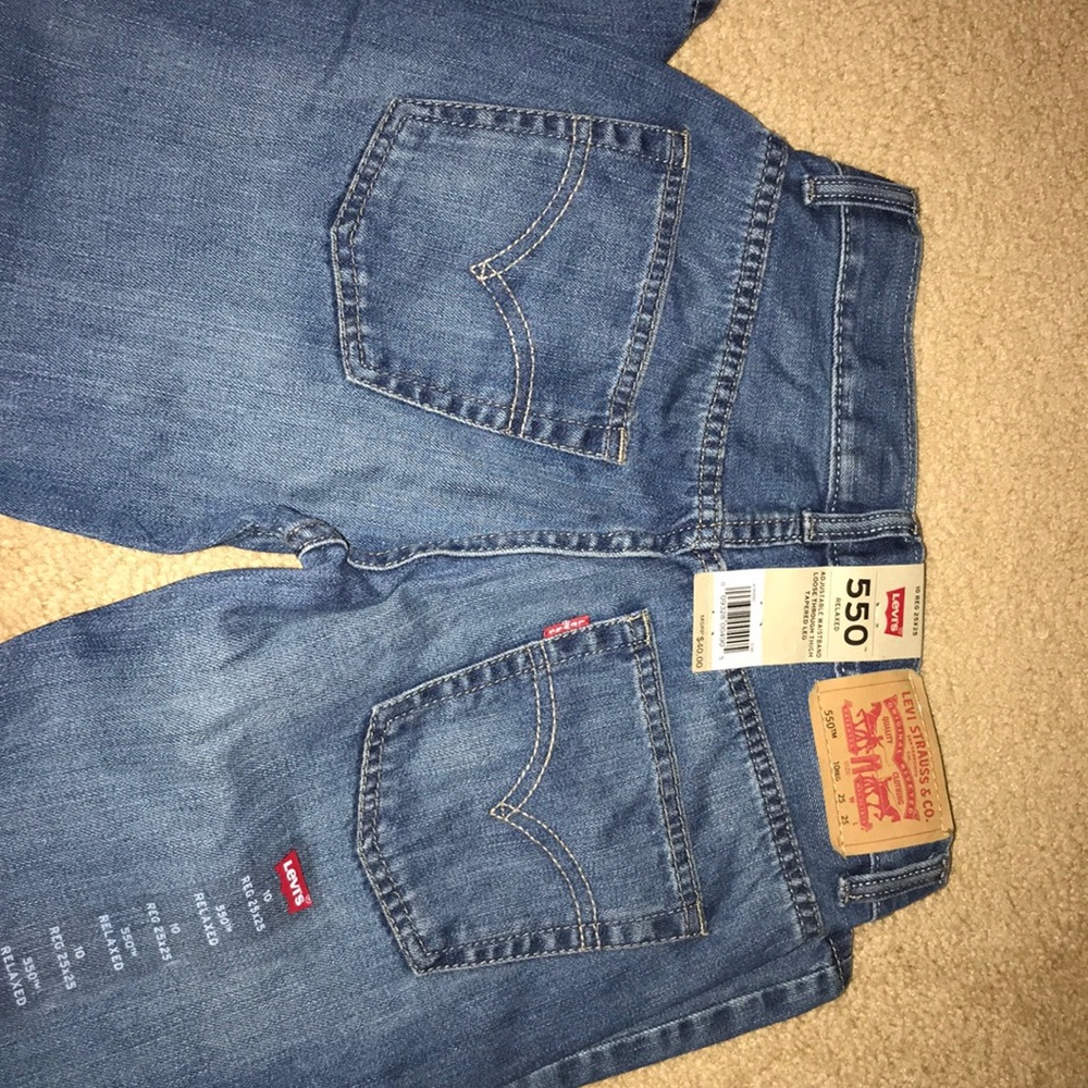 Boys Levi’s - Picture 3 of 3